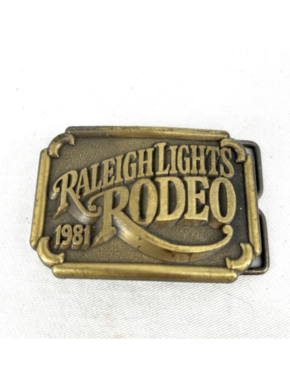 Raleigh Lights Cowboy Rodeo 1981 Belt Buckle Cigarettes RJ Vintage